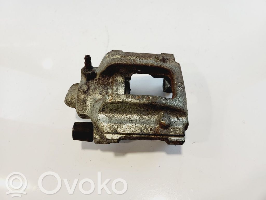 BMW 3 E36 Задний суппорт 