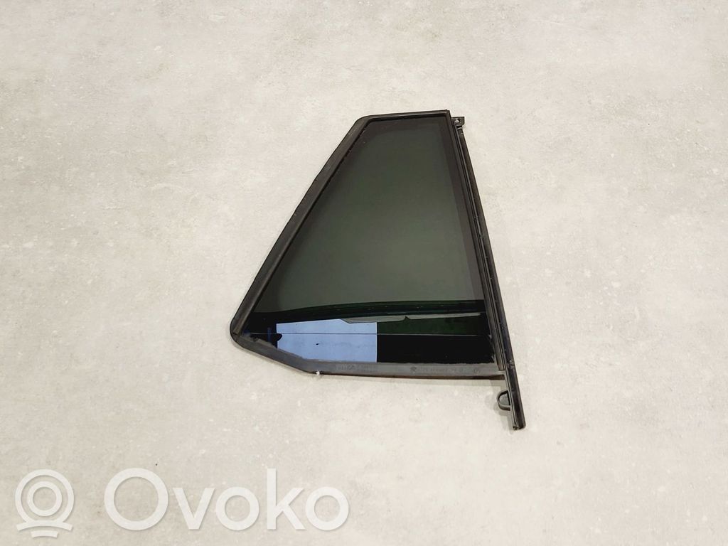 BMW 5 G30 G31 G38 Szyba karoseryjna tylna 
