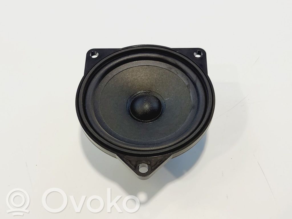 Enceinte de porte arrière   65139141494,65139141494