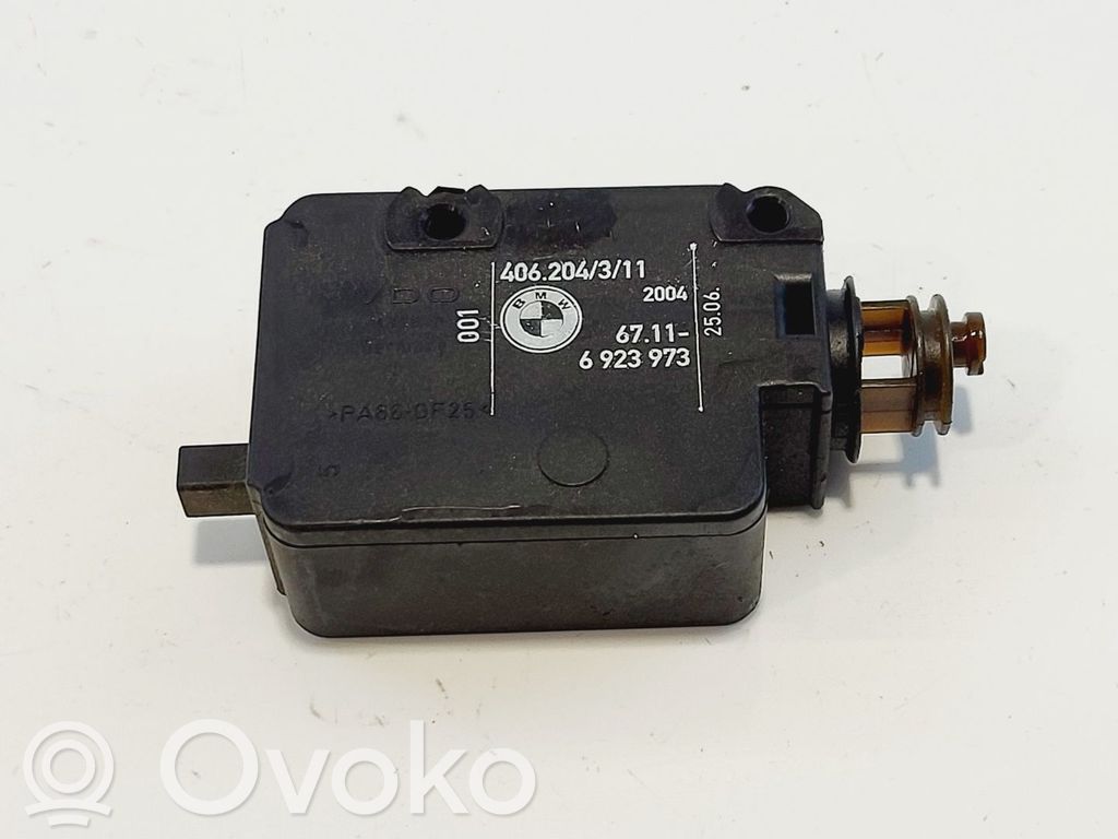 BMW 3 E46 Motor blocare bușon rezervor combustibil 