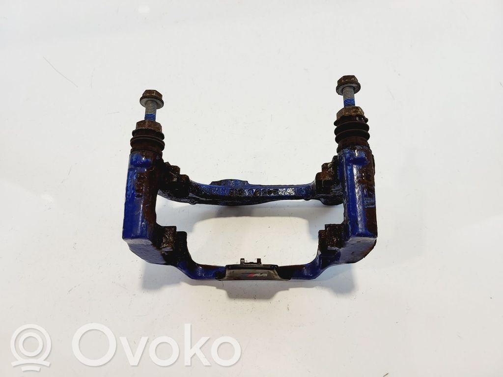 BMW 5 G30 G31 G38 Supporto della pinza del freno posteriore