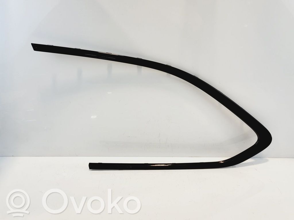 Listwa szyby tylnej   51377390193,51377390193