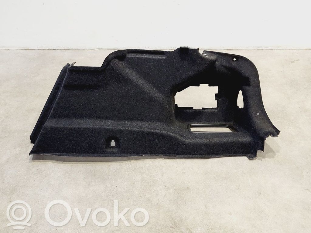 BMW 5 G30 G31 G38 Boczek / Tapicerka / bagażnika 