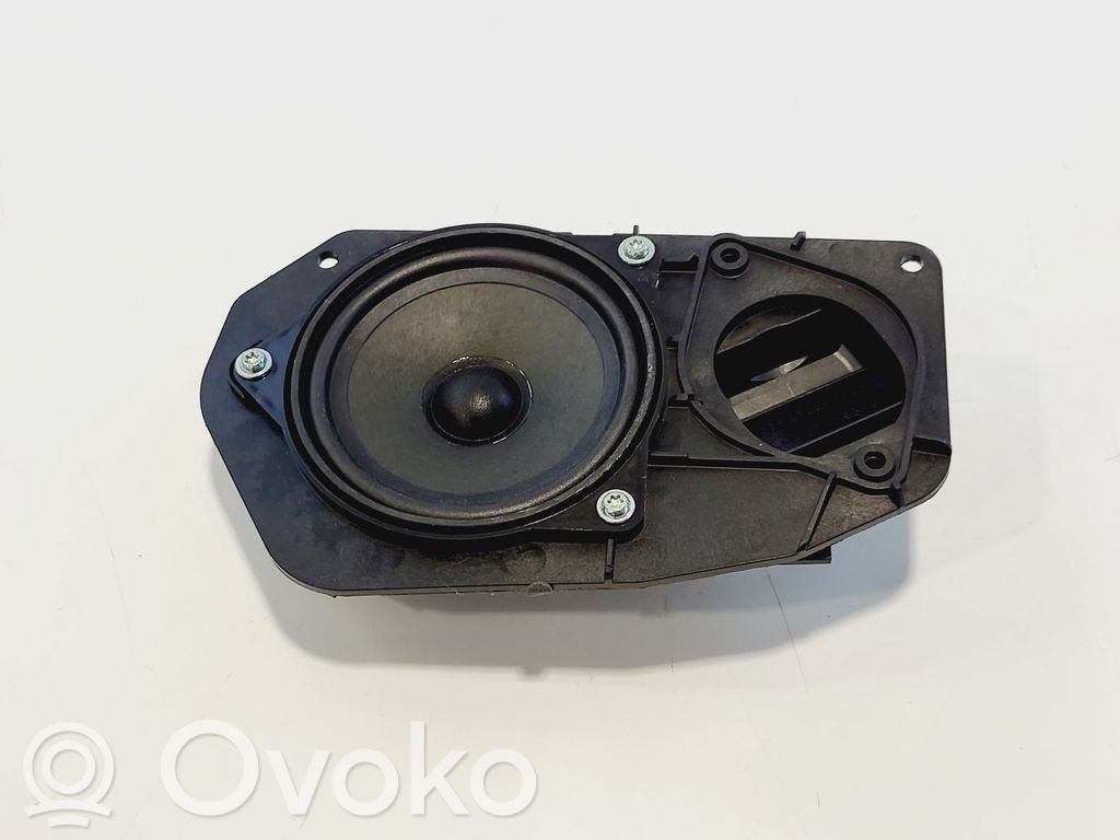BMW 5 E60 E61 Supporto dell’amplificatore 