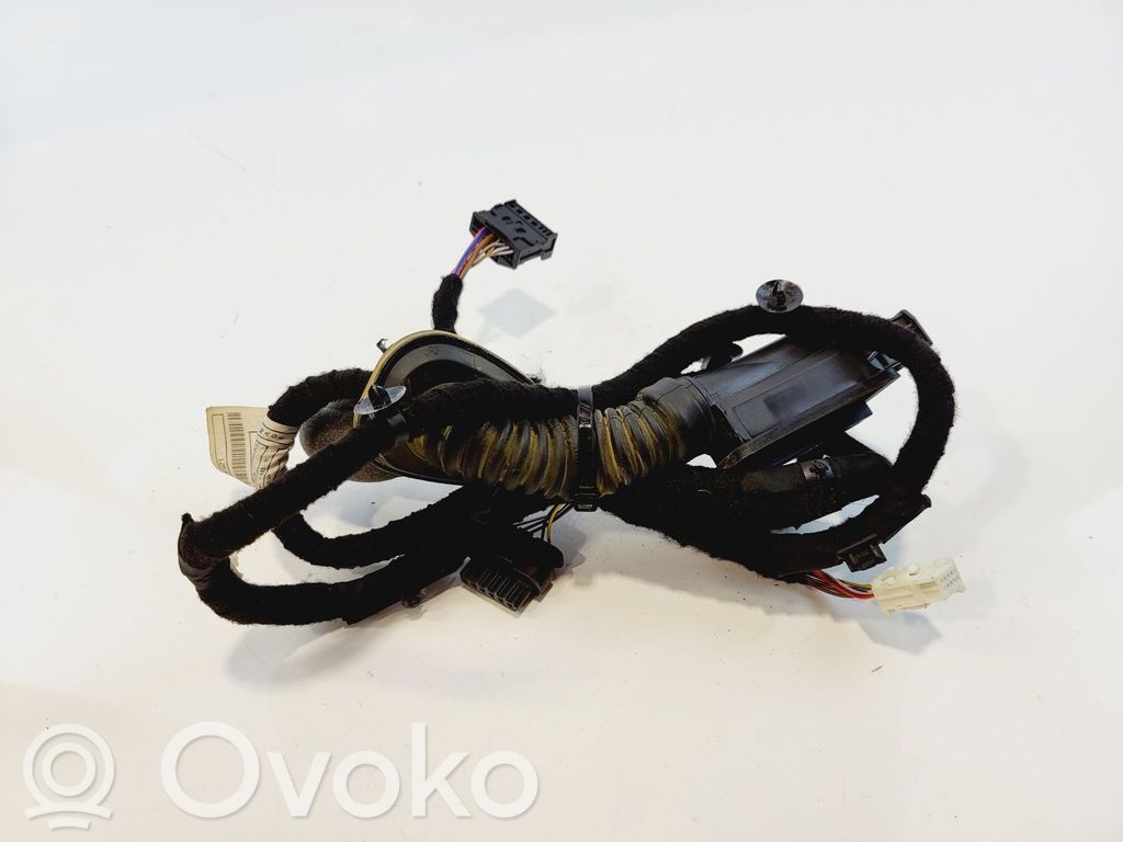 Cableado de puerta trasera   61129436289,61129436289