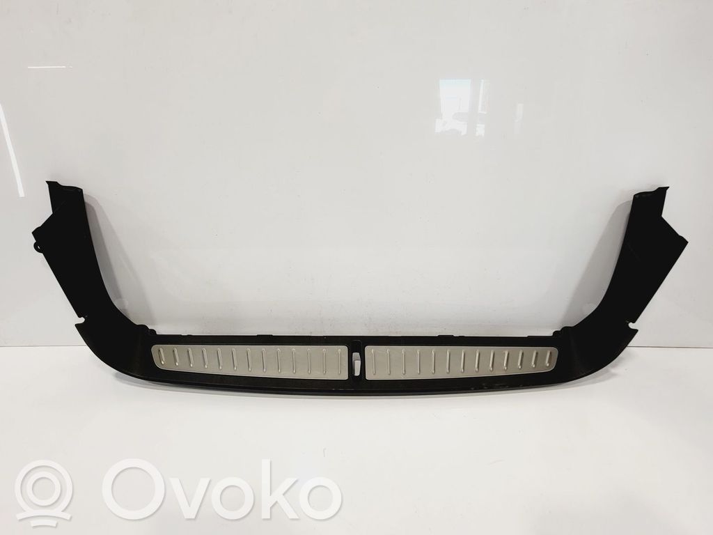 BMW 5 G30 G31 G38 Osłona pasa bagażnika 