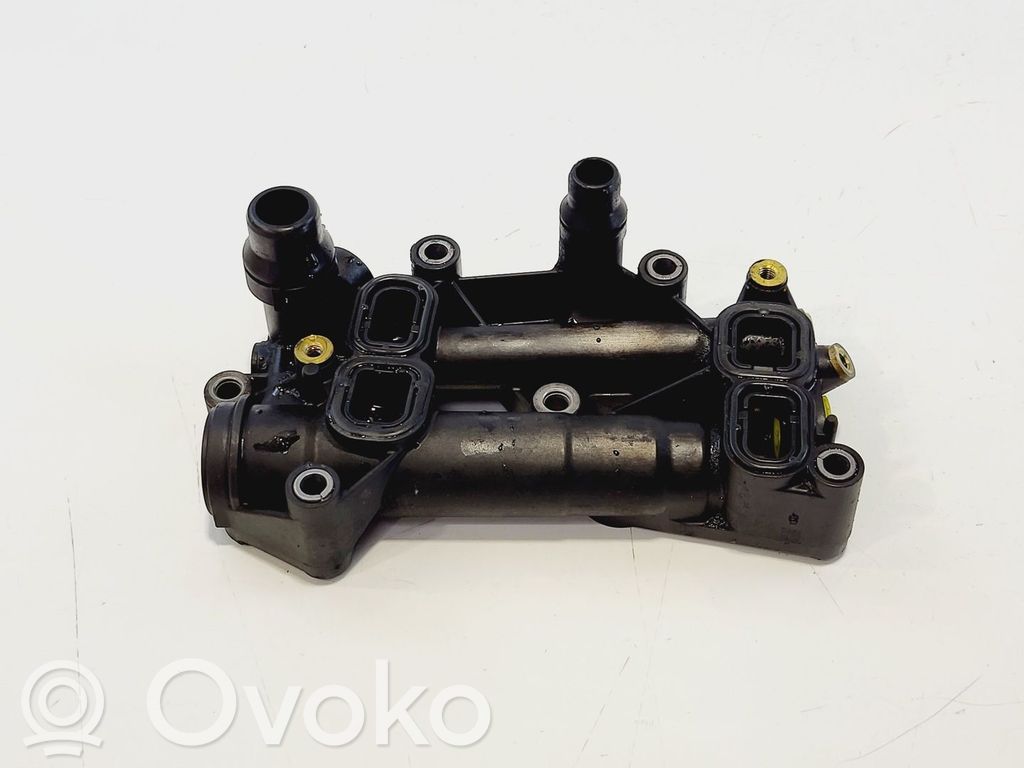 BMW 5 F10 F11 Termostat/carcasă termostat 