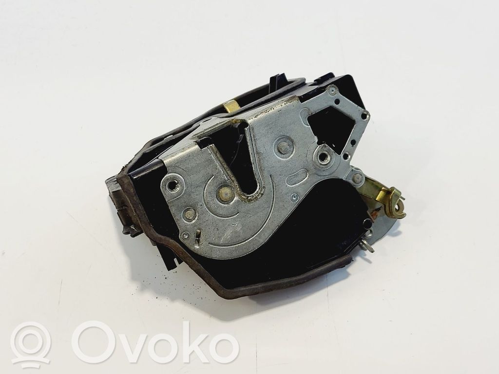 BMW 7 E65 E66 Moteur de verrouillage porte avant 