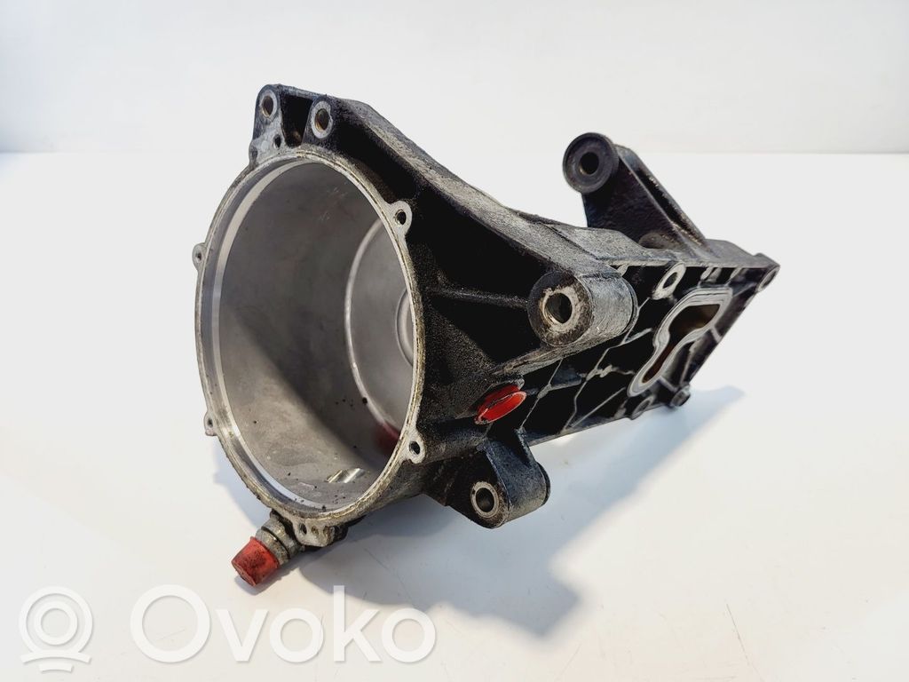 BMW 7 E65 E66 Ģenerators 