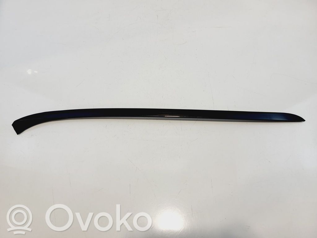 BMW 3 E90 E91 Windshield trim 