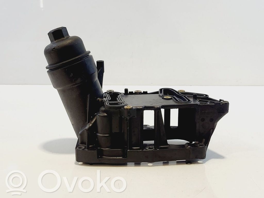 BMW X5 F15 Öljynsuodattimen kansi 