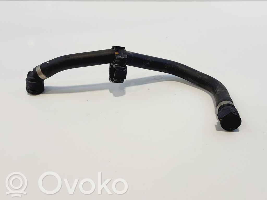 BMW i4 Conductă/furtun lichid de răcire motor 