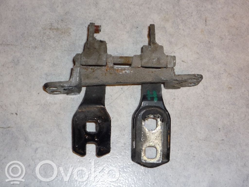 BMW 5 E39 Tailgate/trunk/boot hinge 