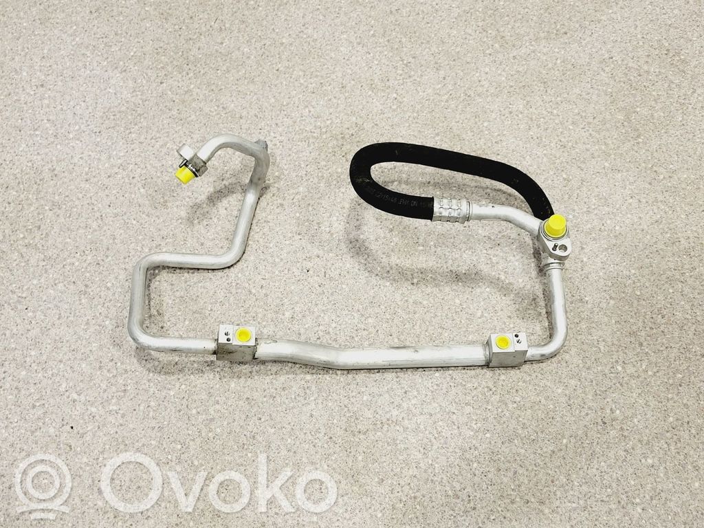 BMW iX2 (U10) Ilmastointilaitteen putki (A/C) 