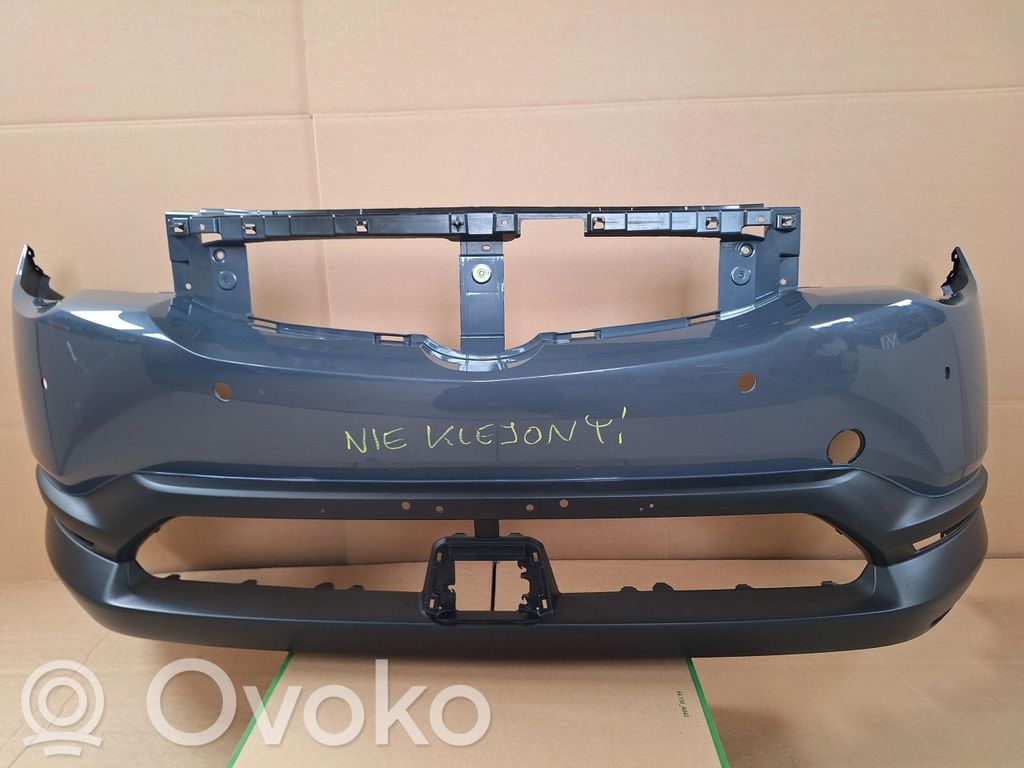 Front bumper   DN4E50031