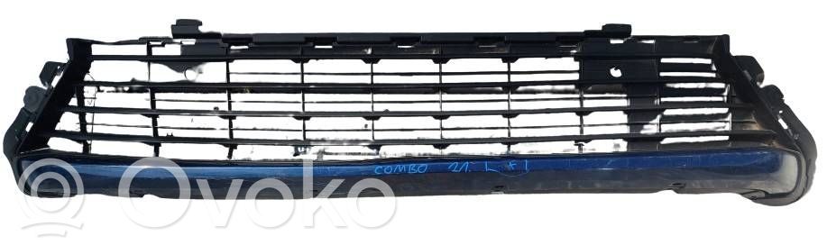 Front bumper lower grill   9818196480