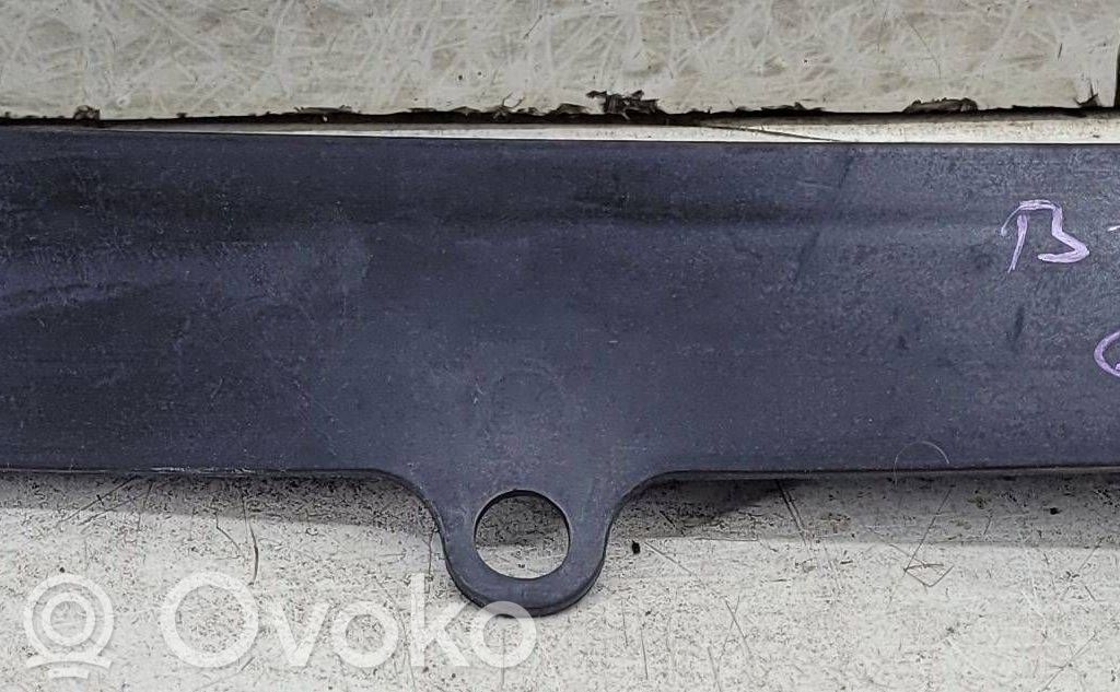 Placa protectora/plataforma del parachoques delantero   8040103,8040103KOLUMB