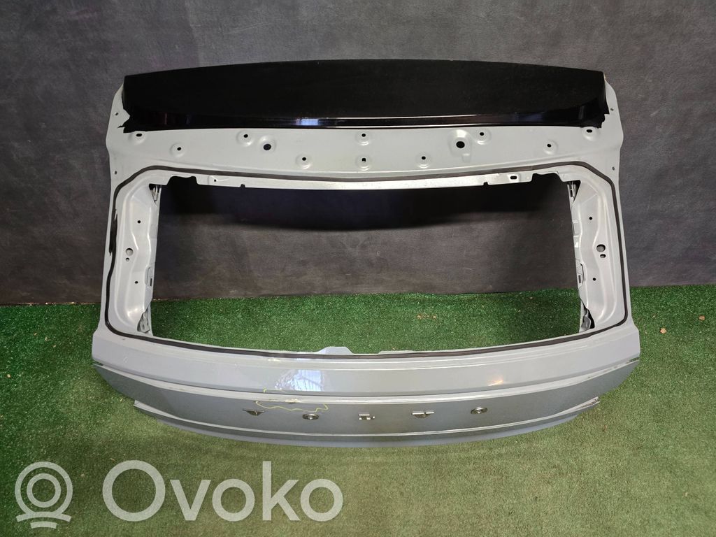 Volvo EX30 Truck tailgate 