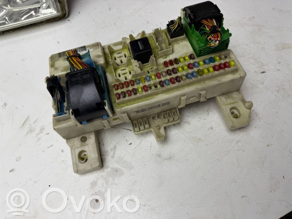 Ford Focus Módulo de fusible 