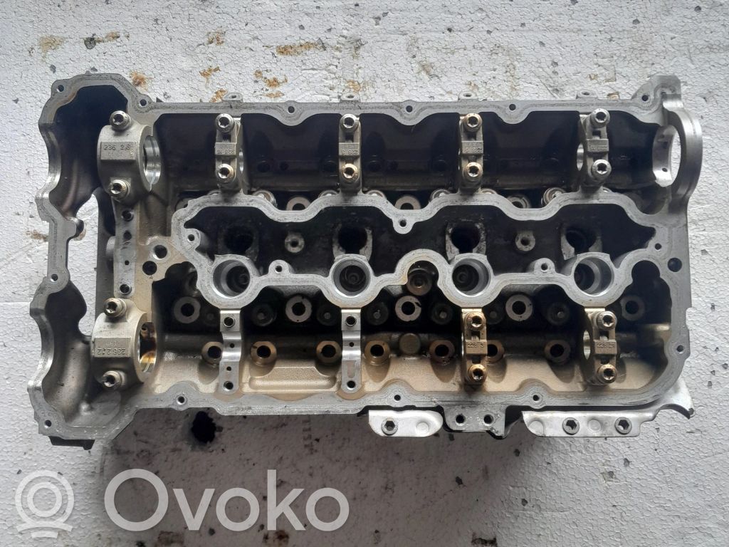 BMW 7 F01 F02 F03 F04 Engine head 