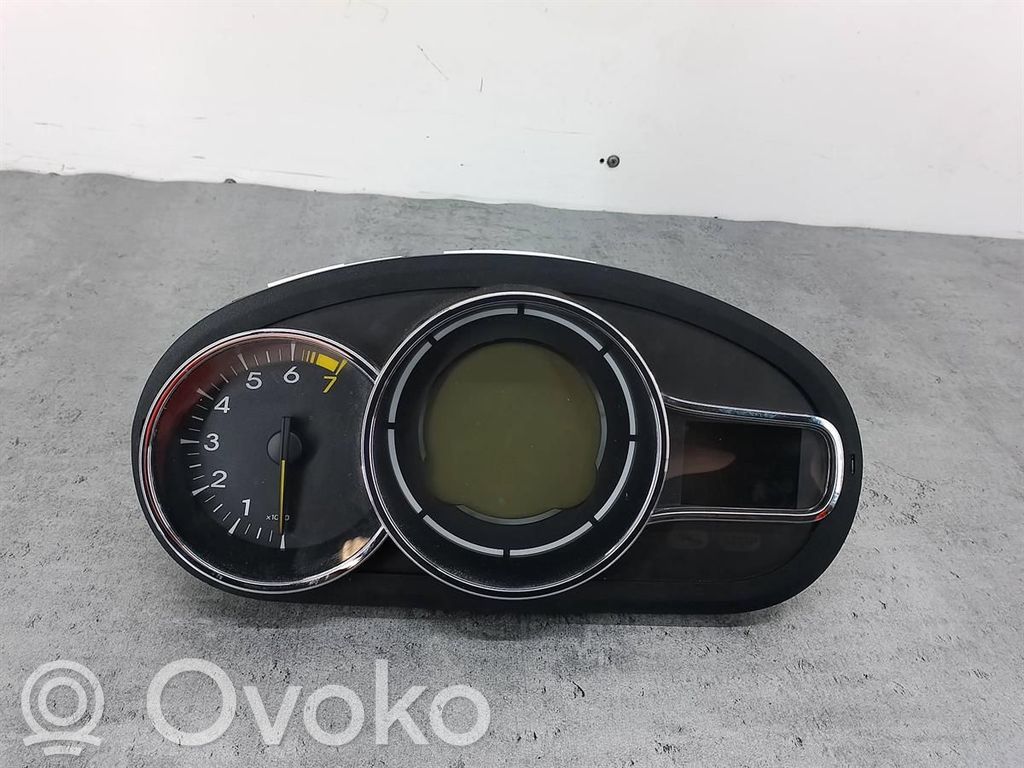 Renault Megane III Speedometer (instrument cluster) 