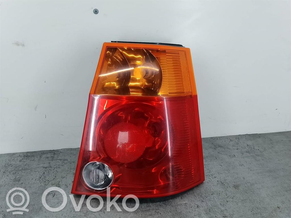 Chrysler Pacifica Rear/tail lights 
