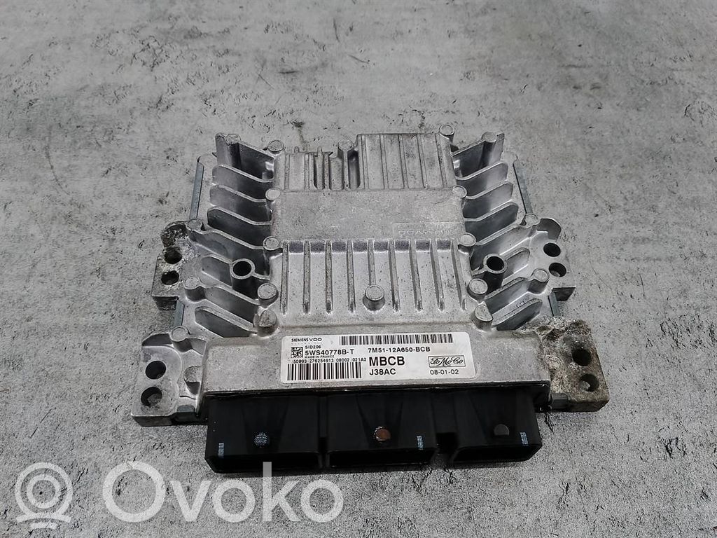 Engine control unit/module ECU   7M5112A650BCB