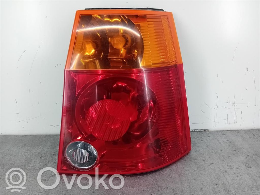 Chrysler Pacifica Rear/tail lights 