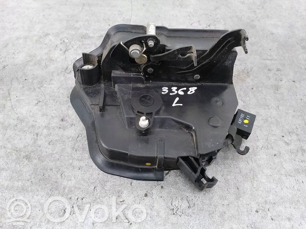 BMW 3 E46 Priekšpusē slēdzene 
