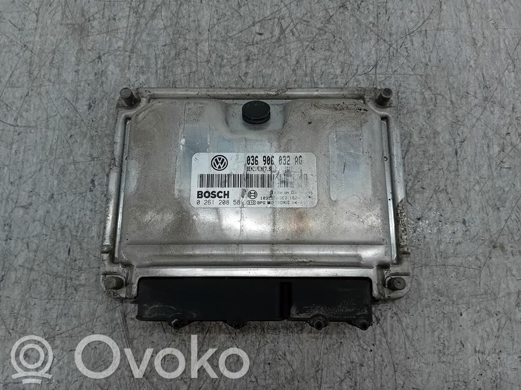 Volkswagen Golf V Engine control unit/module ECU 