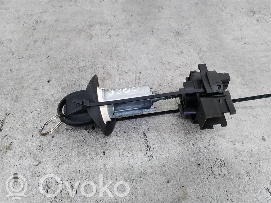 Opel Corsa C Aizdedzes atslēga 