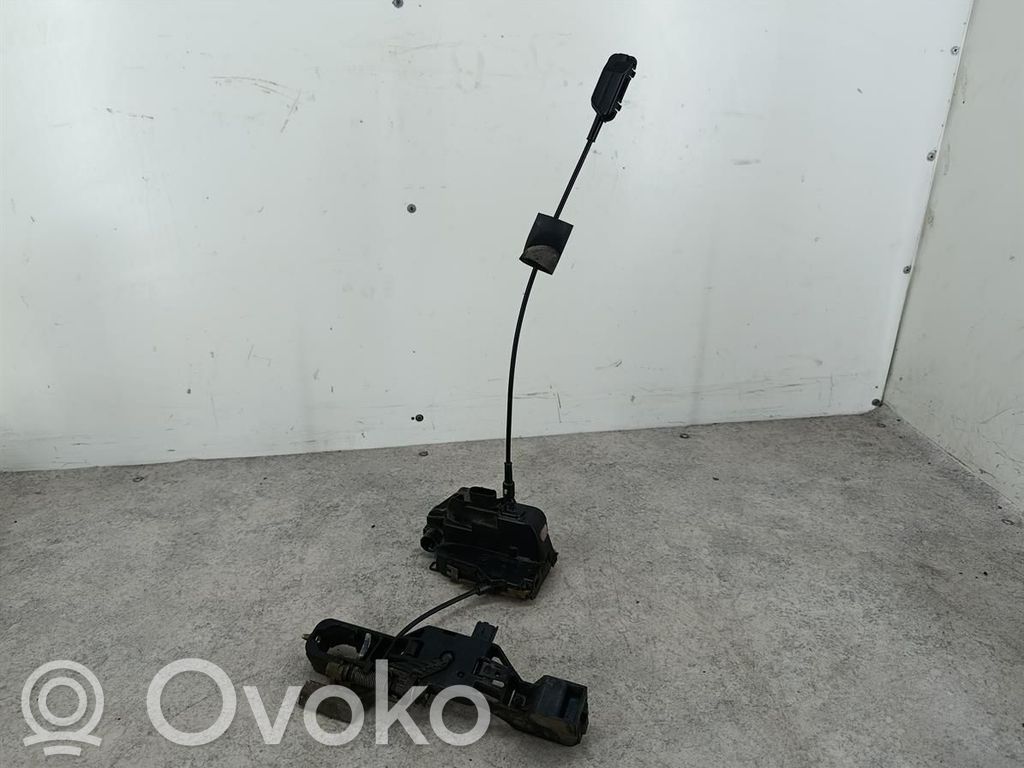 Front door lock   012900