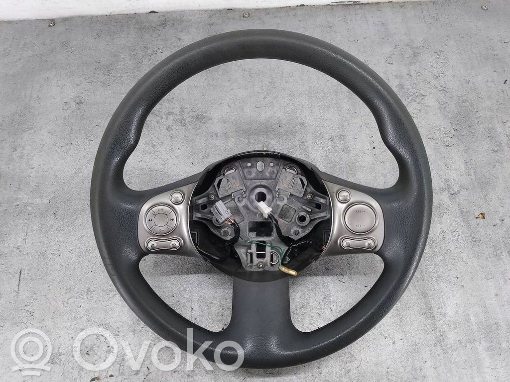 Nissan Cube Z11 Volan 