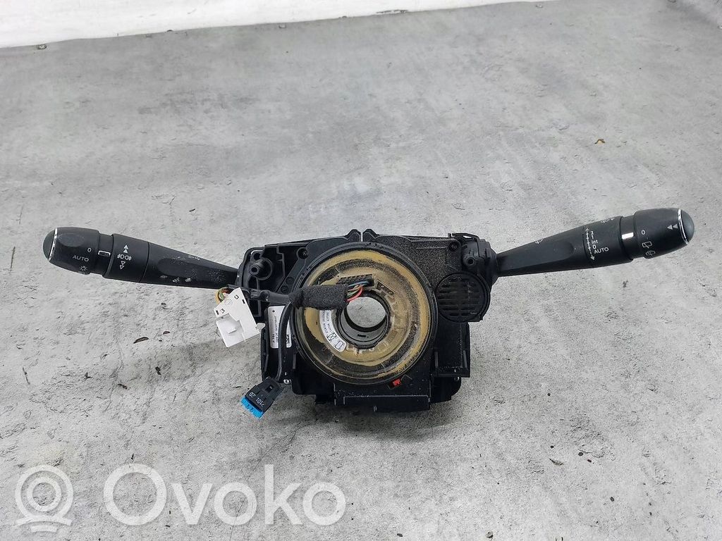 Citroen DS4 Wiper turn signal indicator stalk/switch 