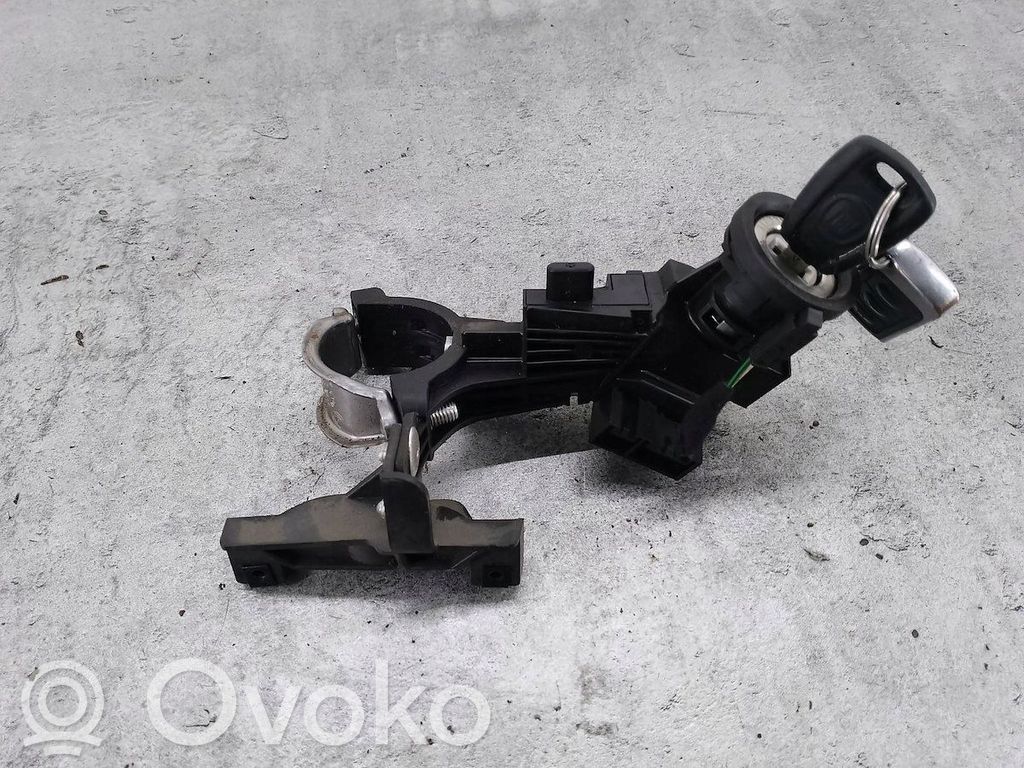Fiat Doblo Užvedimo spynelė 