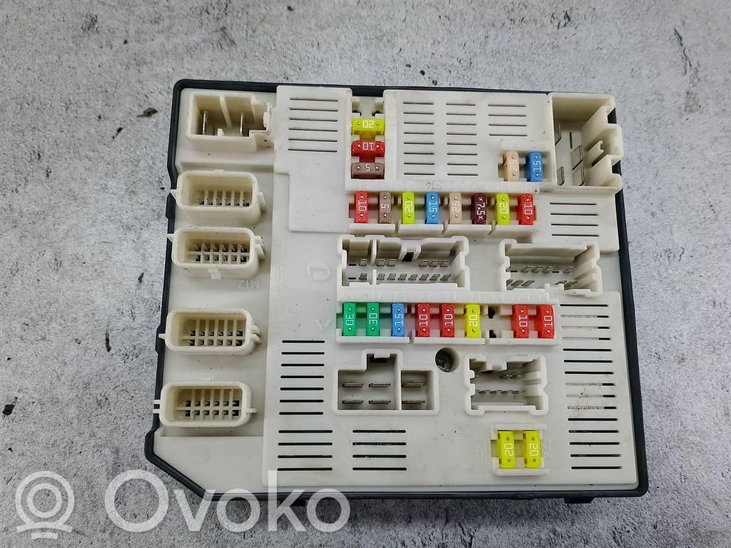 Renault Megane III Central body control module 