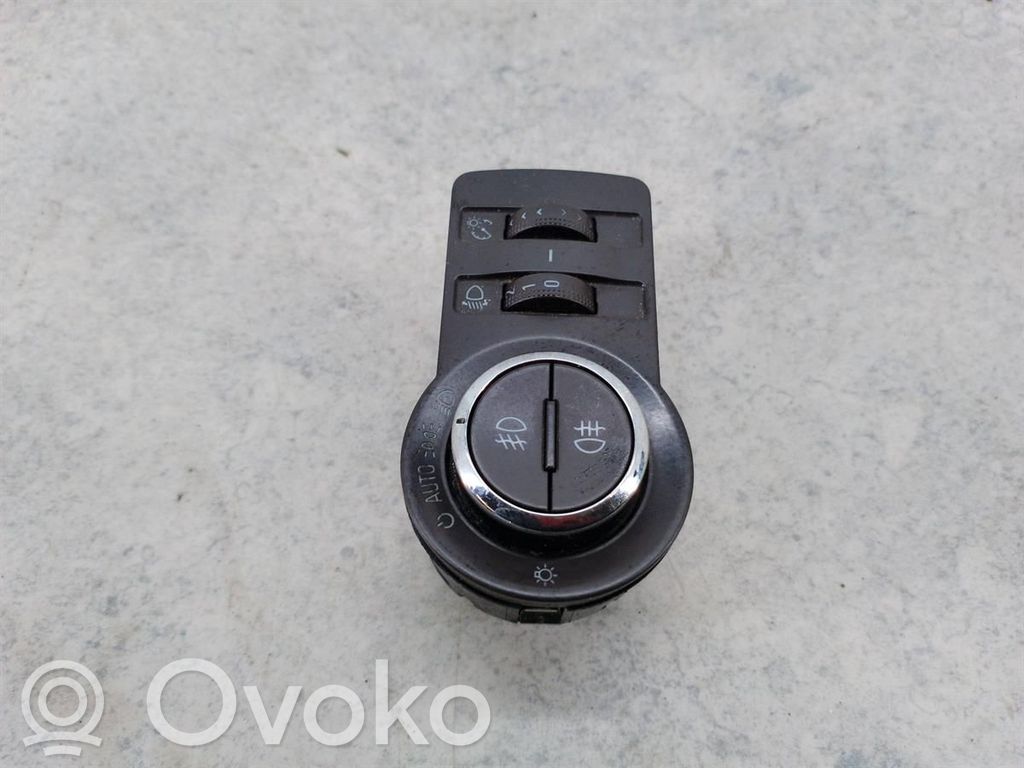 Opel Insignia A Headlight wiper switch 