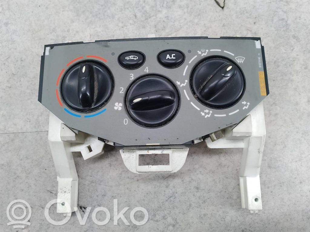 Renault Trafic I Climate control/heater control trim 