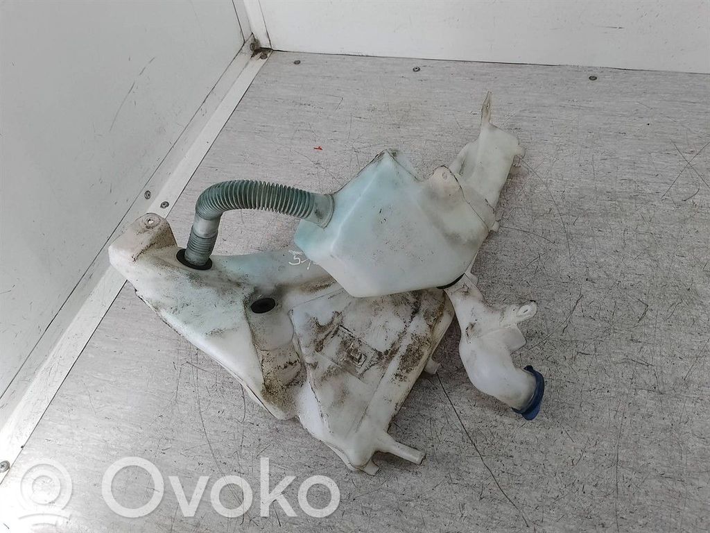 Langų skysčio bakelis