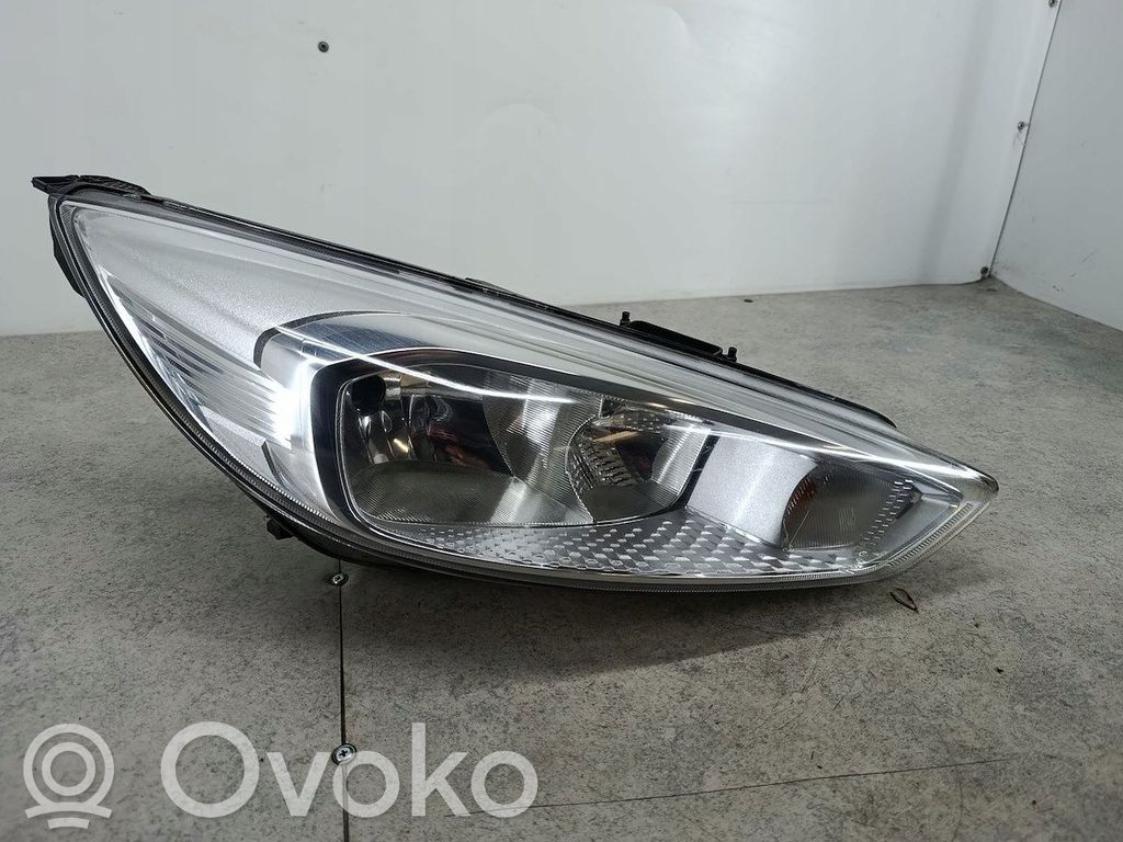 Ford Focus Headlight/headlamp 