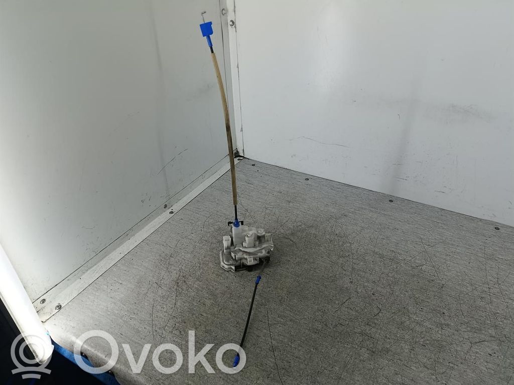 Fiat Fiorino Priekšpusē slēdzene 