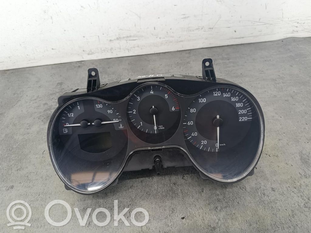Seat Leon (1P) Speedometer (instrument cluster) 