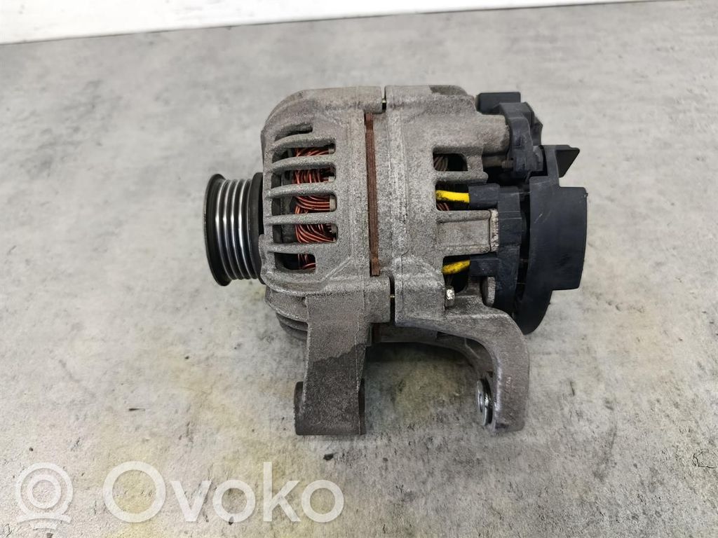 Opel Corsa C Generatorius 