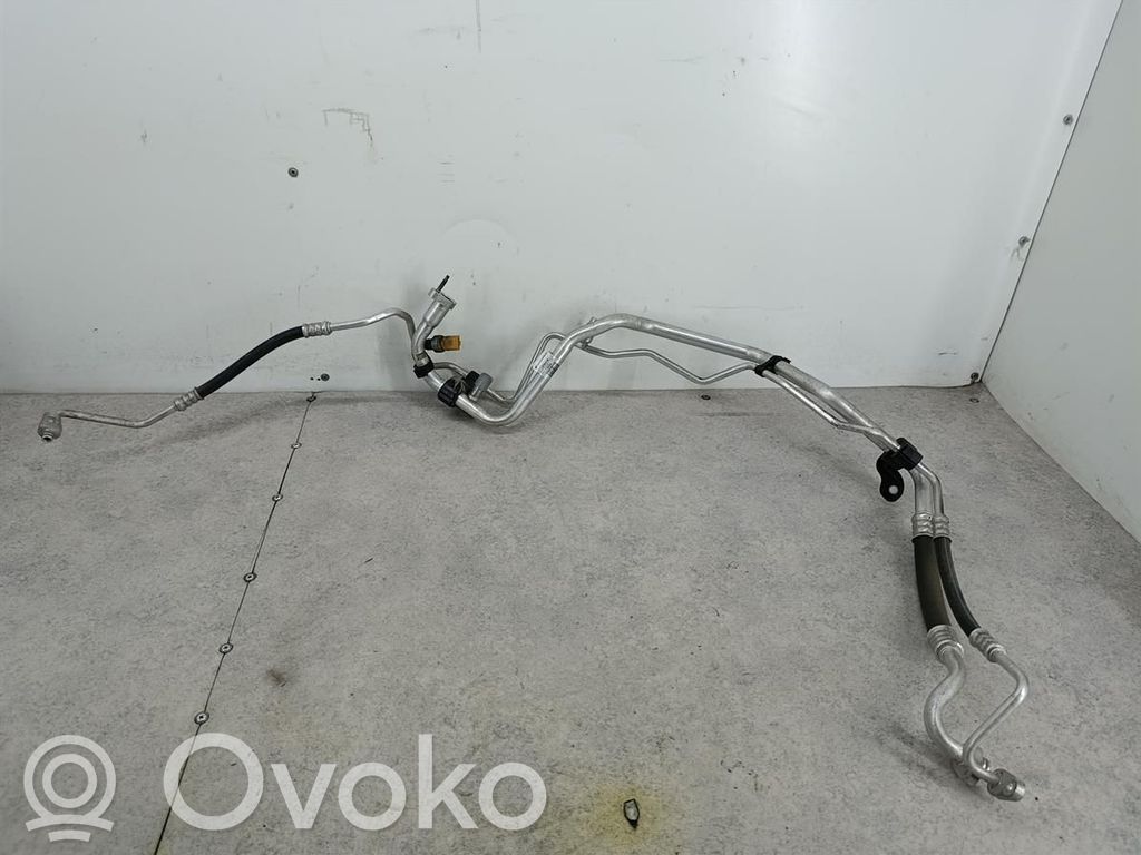 Opel Grandland X Ilmastointilaitteen putki (A/C) 