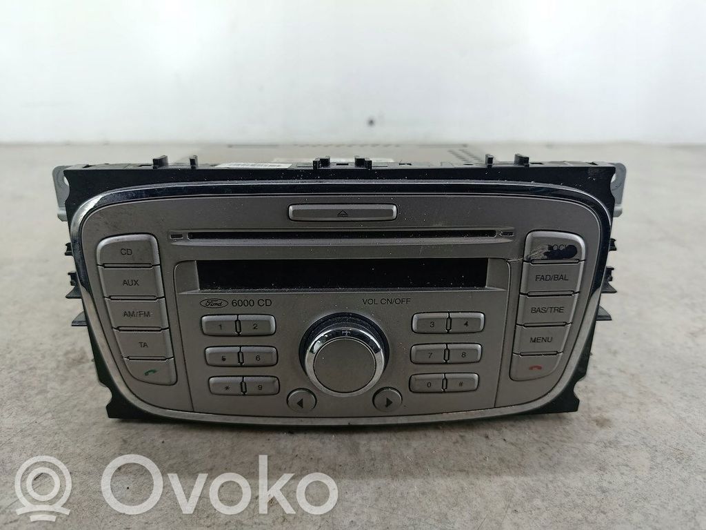 Ford Focus Panel / Radioodtwarzacz CD/DVD/GPS 