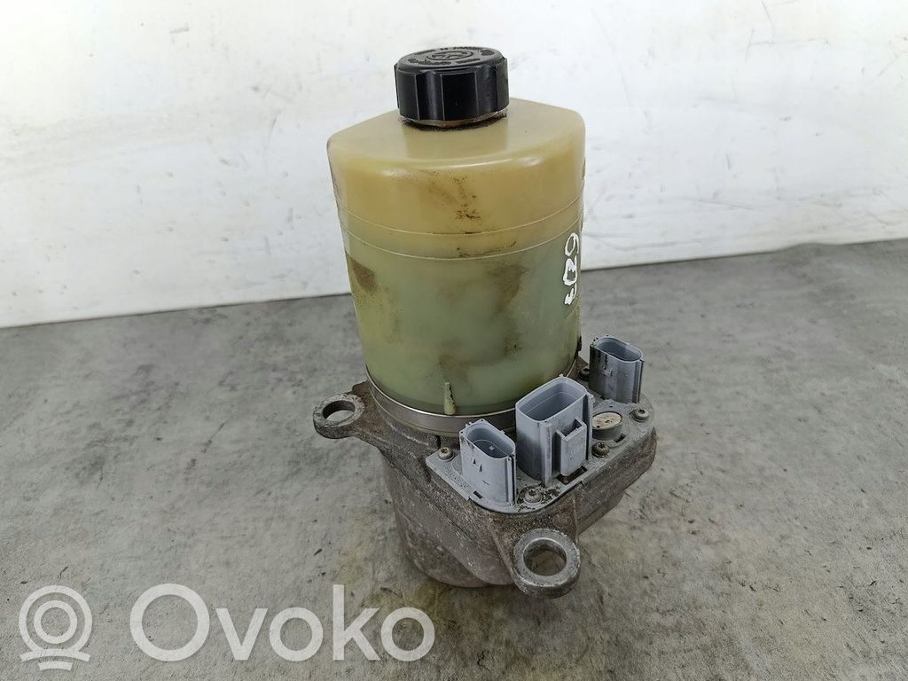 Ford Focus Power steering pump 