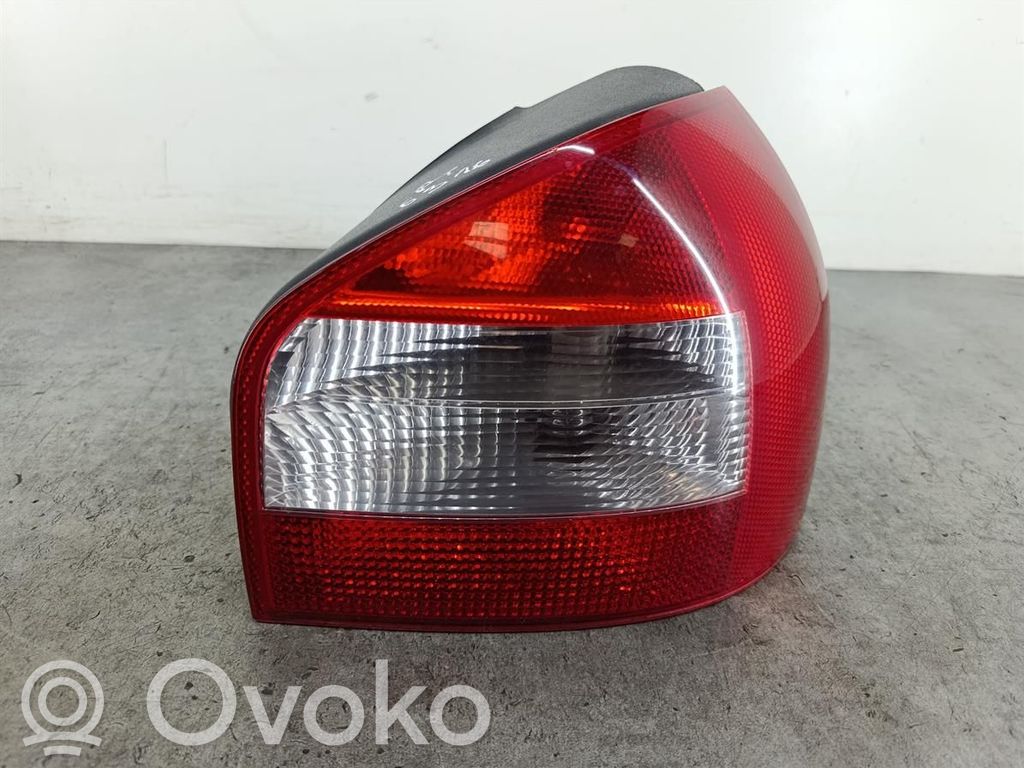 Takavalot   8L0945096B