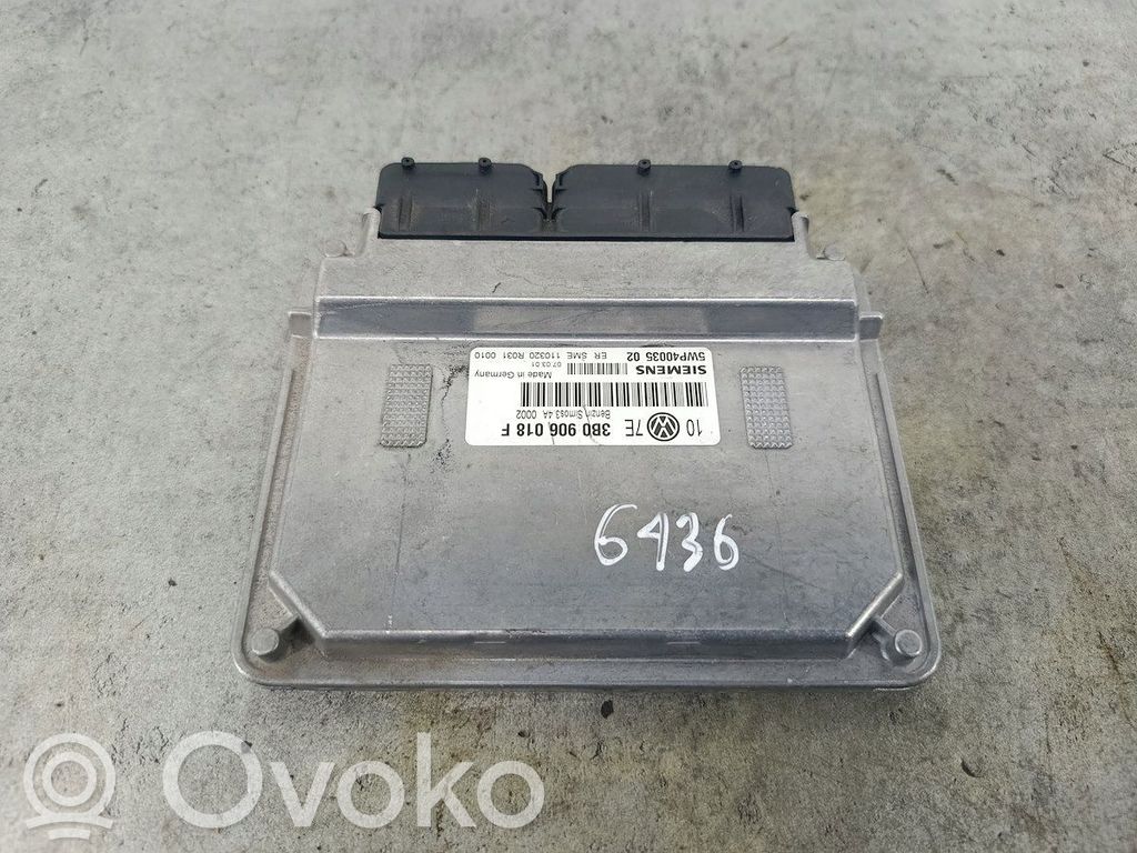 Volkswagen PASSAT B5.5 Engine control unit/module ECU 