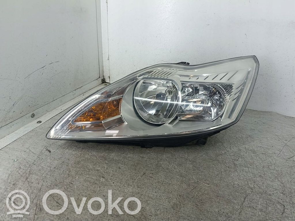 Headlight/headlamp   20B484