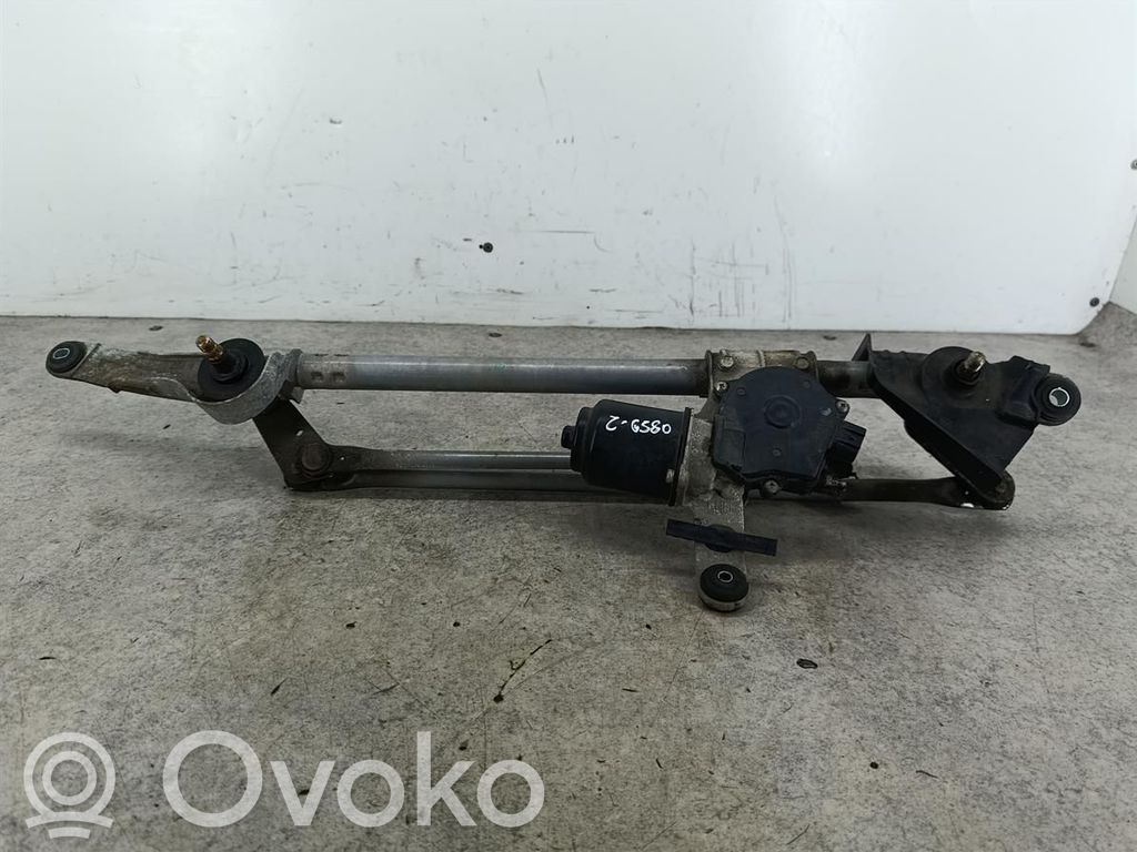 Subaru Legacy Front wiper linkage 